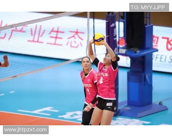 杨芳专访：从青涩球员到篮球教练的成长之路与心路历程回顾