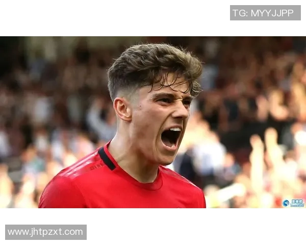 潮男幽默调侃足球明星的时尚风格与场上表现的奇妙结合